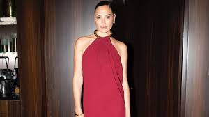 why was gal gadot banned from venice